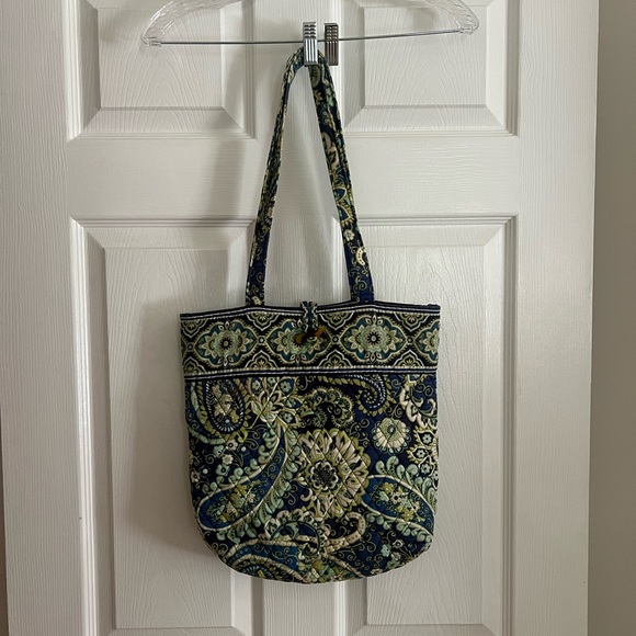 Vera Bradley Handbags - Vera Bradley bag
